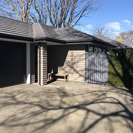 Memorial Holiday Home
